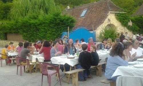 Repos des guerriers et des habitants. Merci Mourgues!