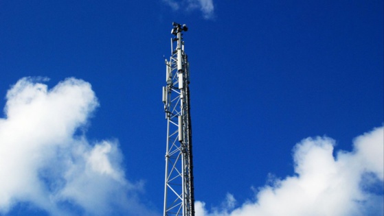 Antennes relais : un maire ne peut en réglementer l'implantation