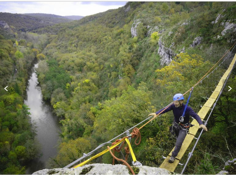 Entre ciel et terre la Via Ferrata